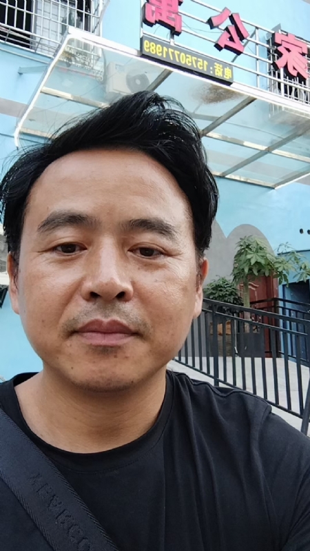 富子的第二张照片--福建男同性恋服务网